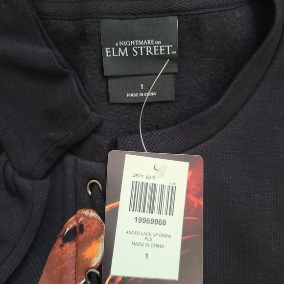 A Nightmare On Elm Street Halloween Lace Up Crewneck Sweater Plus Size 1X - Picture 4 of 6